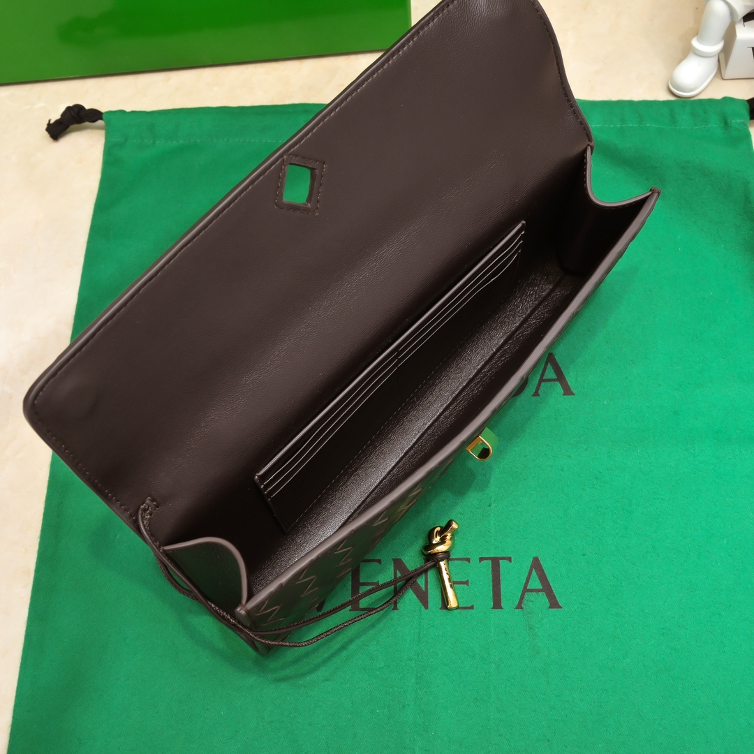 Bottega Veneta Clutch Bags